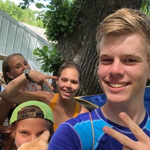 Meet your Posher, Tristen